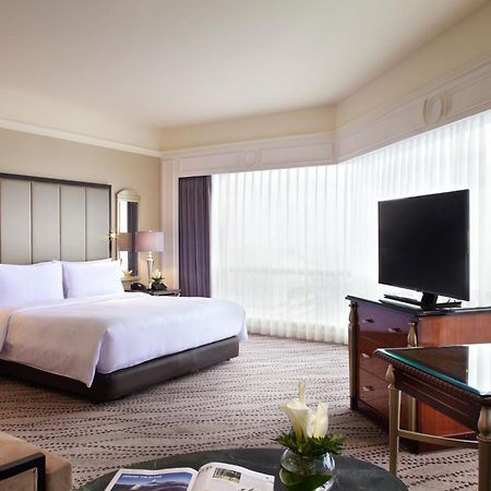 Jw Marriott Hotel סוראבאיה מראה חיצוני תמונה