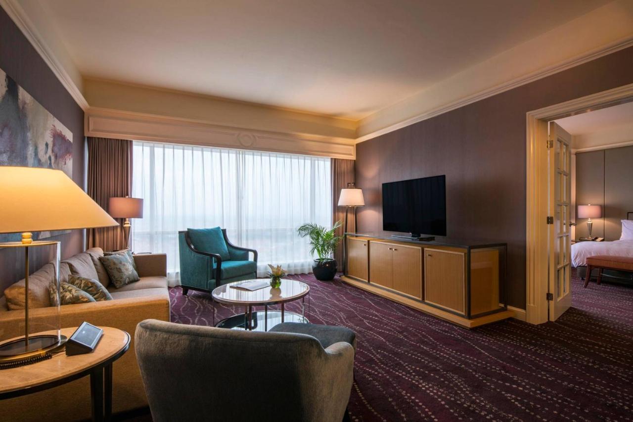 Jw Marriott Hotel סוראבאיה מראה חיצוני תמונה